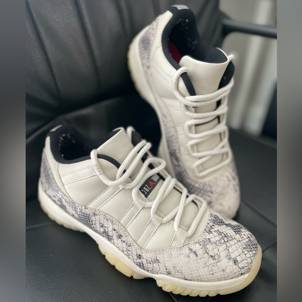 Jordan 11 Low Cut Snakeskin Lightbone Rare
‼️FINAL MOVING OUT SALE‼️